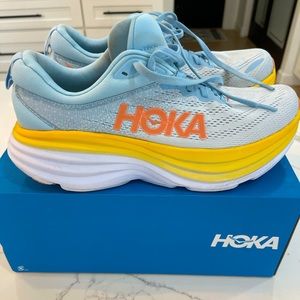 Womens Hoka Bondi 8 (size 10B)